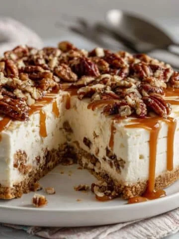 No bake turtle cheesecake with chocolate swirl top